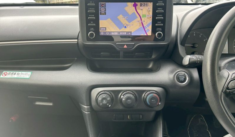 
								Toyota Yaris full									
