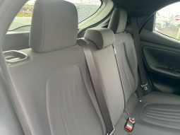 
										Toyota Yaris full									