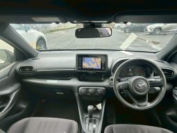 
										Toyota Yaris full									