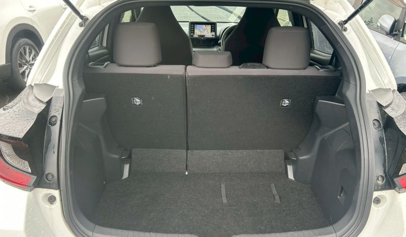 
								Toyota Yaris full									