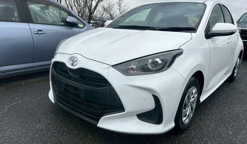 
								Toyota Yaris full									