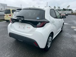 
										Toyota Yaris full									