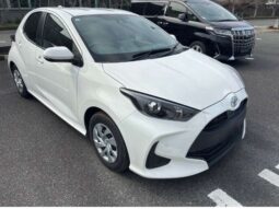 
										Toyota Yaris full									