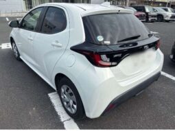 
										Toyota Yaris full									