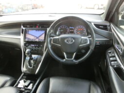 
										Toyota Harrier full									