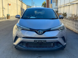 
										Toyota CH-R full									