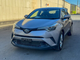 
										Toyota CH-R full									