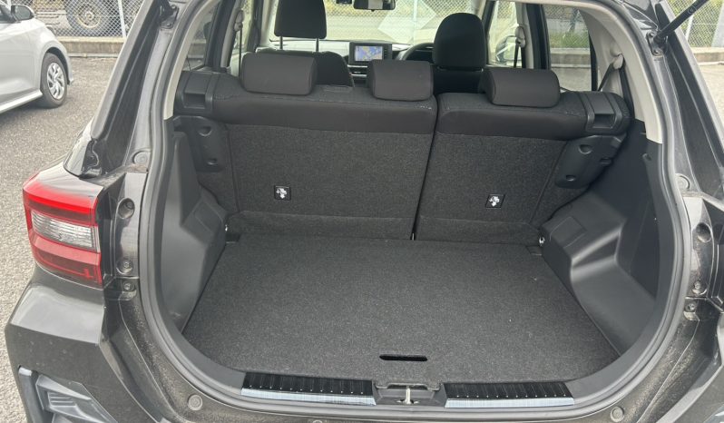 
								Toyota Raize full									