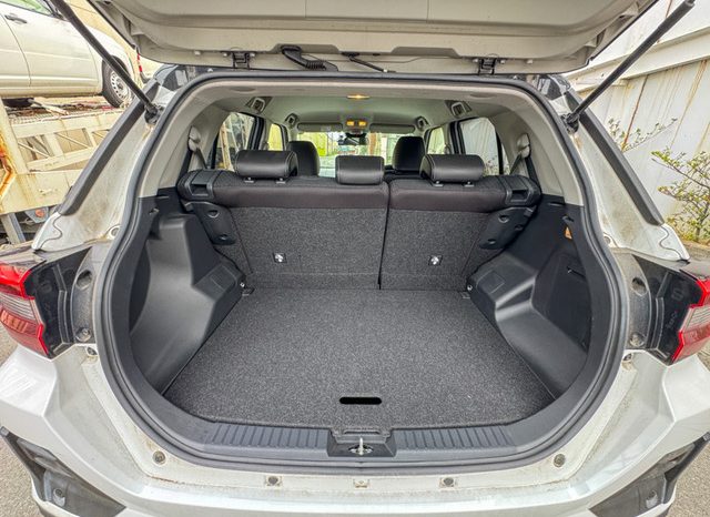 
								Daihatsu Rocky full									