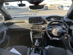 
										Peugeot 2008 full									