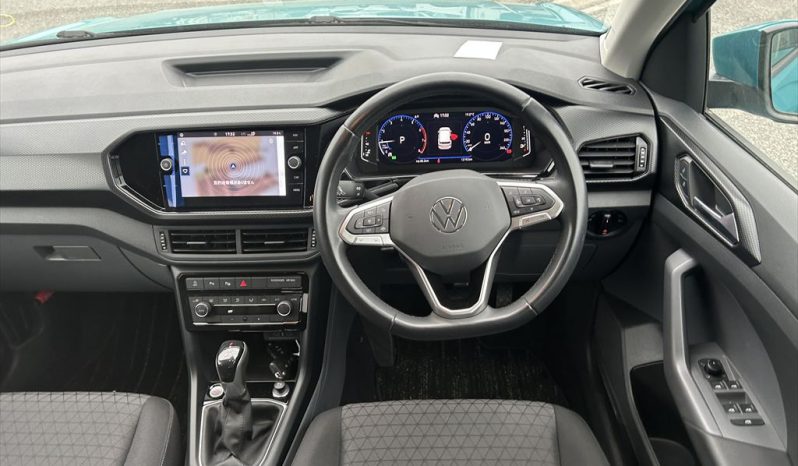 
								Volkswagen T- Cross full									