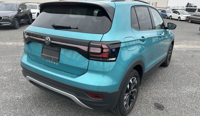 
								Volkswagen T- Cross full									