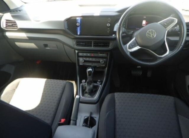 
								Volkswagen T- Cross full									