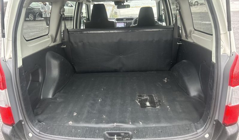 
								Toyota Probox full									