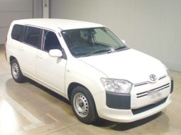 
										Toyota Probox full									