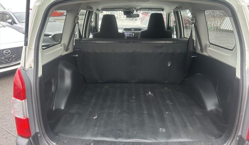 
								Toyota Probox full									