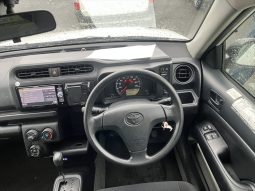 
										Toyota Probox full									