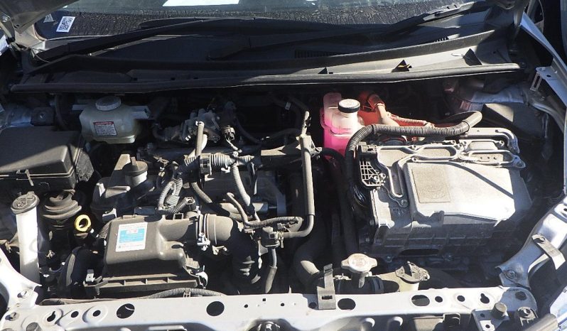 
								Toyota Fielder full									