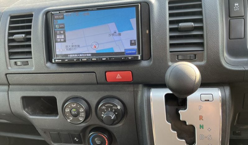 
								Toyota Hiace full									
