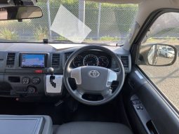 
										Toyota Hiace full									