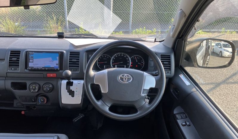 
								Toyota Hiace full									