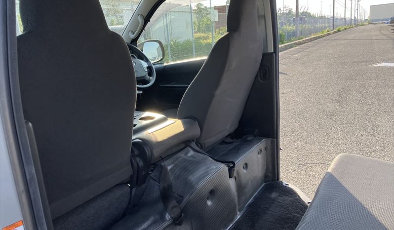 
								Toyota Hiace full									