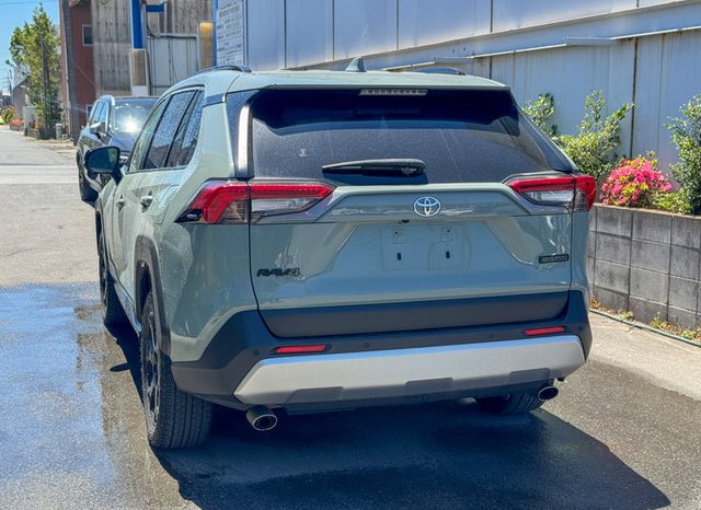 
								Toyota Rav4 full									