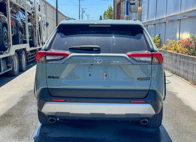 
								Toyota Rav4 full									