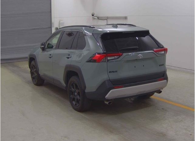 
								Toyota Rav4 full									