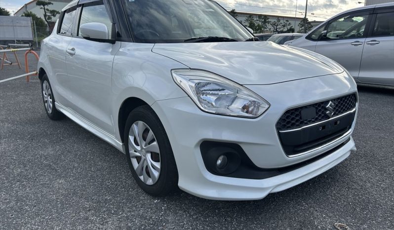 
								Suzuki Swift full									