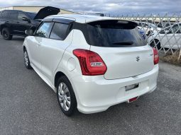 
										Suzuki Swift full									
