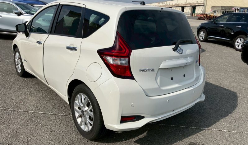 
								Nissan Note full									
