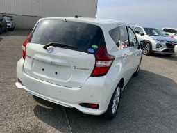 
										Nissan Note full									
