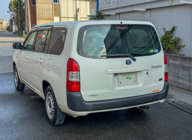 
								Toyota Probox full									