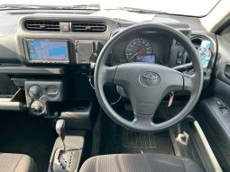 
										Toyota Probox (Hybrid) full									