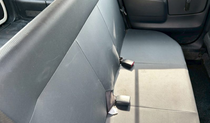 
								Toyota Probox (Hybrid) full									