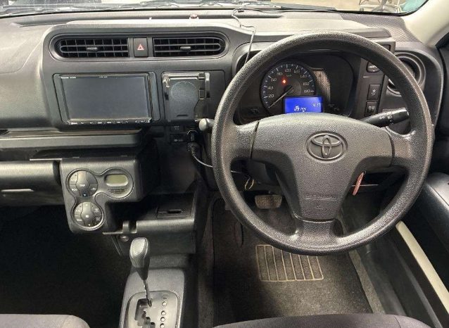 
								Toyota Probox (Hybrid) full									