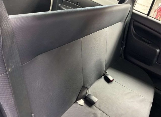 
								Toyota Probox (Hybrid) full									