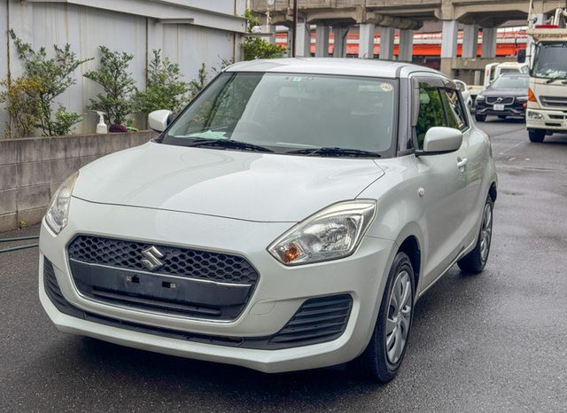 
								Suzuki Swift full									