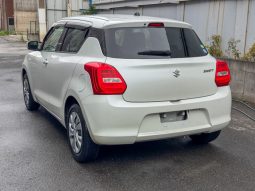 
										Suzuki Swift full									