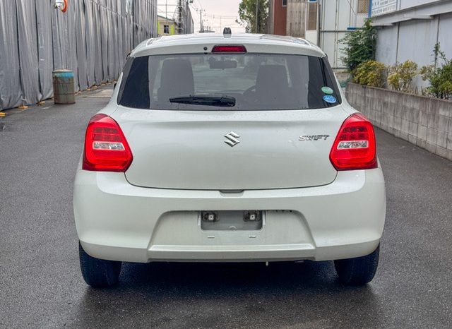 
								Suzuki Swift full									