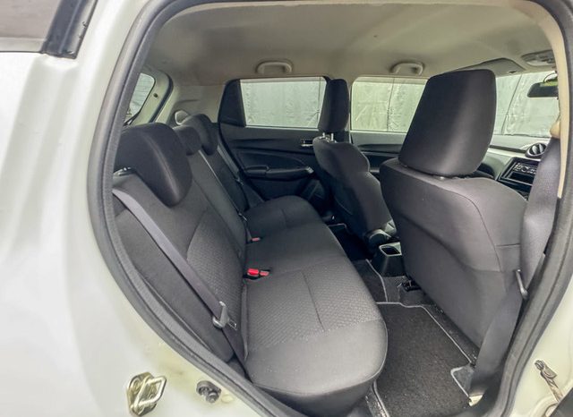 
								Suzuki Swift full									