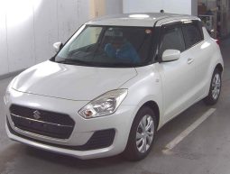 
										Suzuki Swift full									