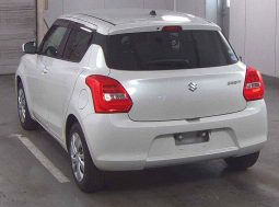 
										Suzuki Swift full									