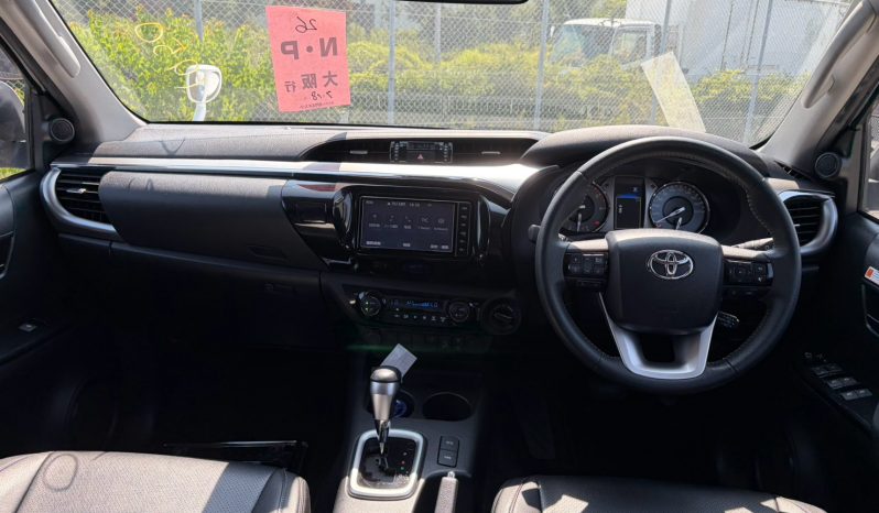 
								Toyota Hilux full									