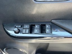 
										Toyota Hilux full									