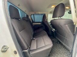 
										Toyota Hilux full									