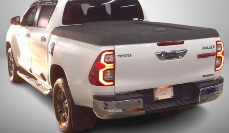 
								Toyota Hilux full									