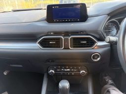 
										Mazda CX-5 full									