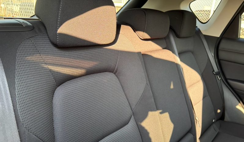 
								Mazda CX-5 full									